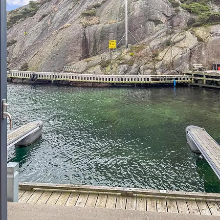 2 Bedroom Pet Friendly In Leilighet Søgne